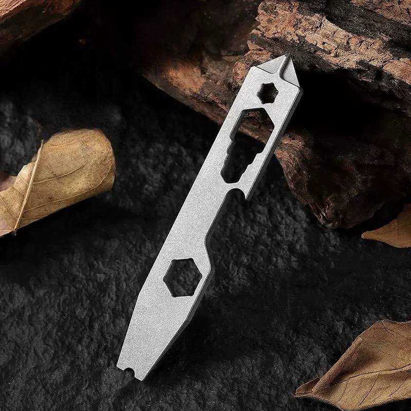Mini ouvre-bouteille multifonc - Titanium Pry Bar avis et prix